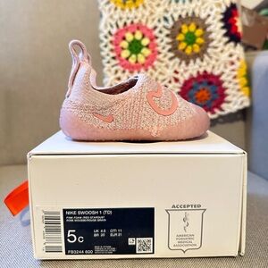 Nike Swoosh 1 Pink Size 5C Toddler